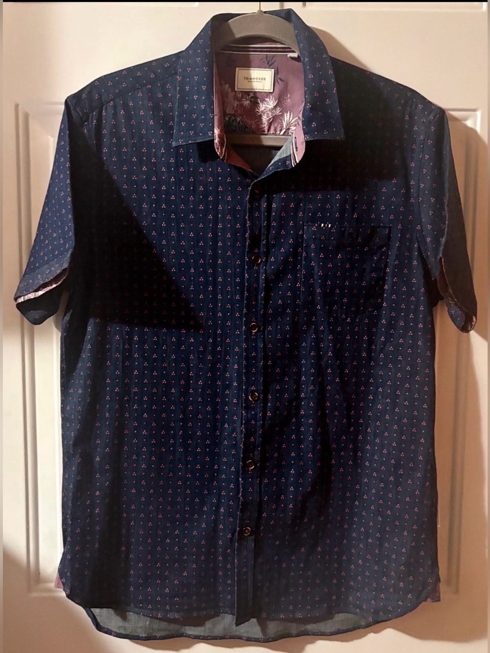 7 Diamonds Button Down Short Sleeve Men’s Shirt size Medium